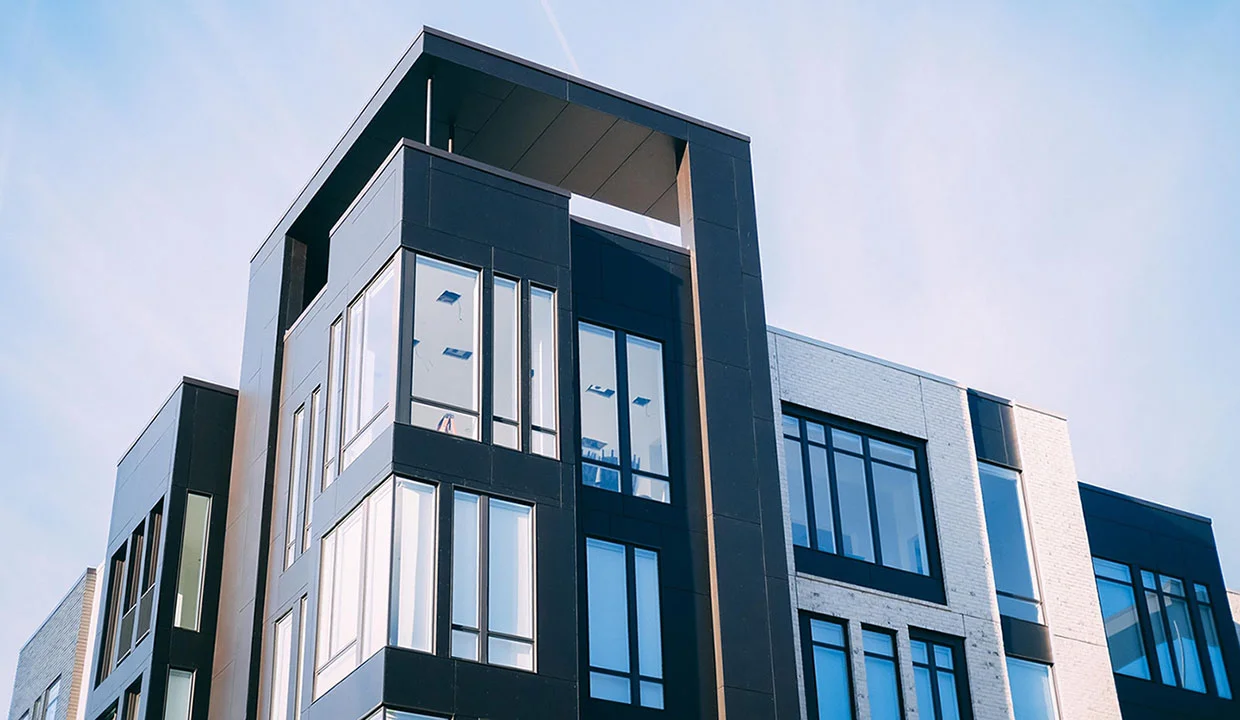 Building Having 15 Apartments, Miami, US